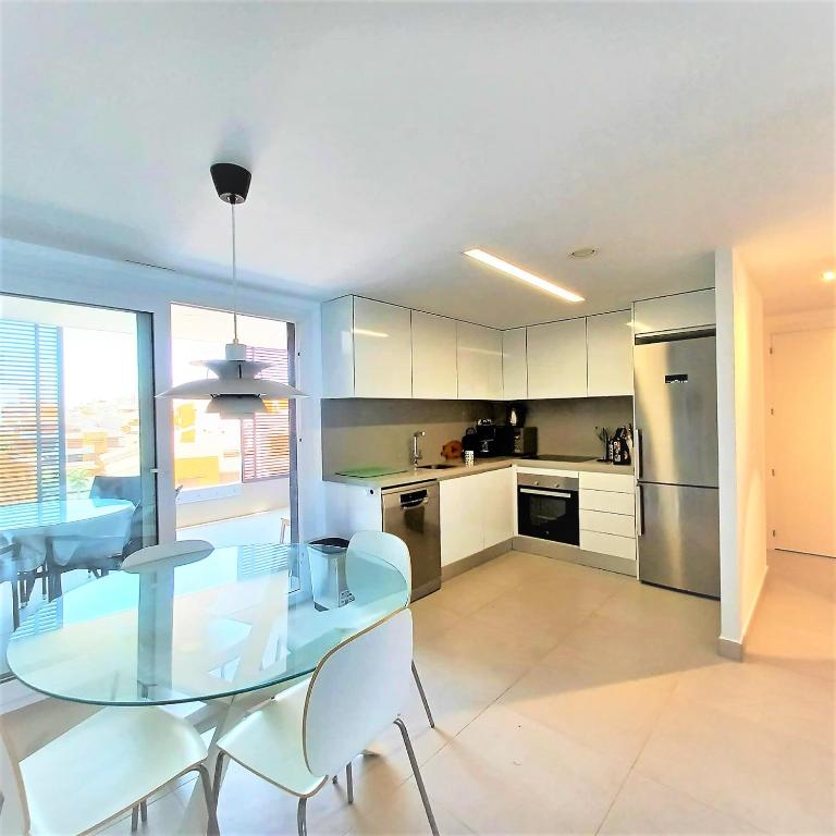 3 bedroom beach side - 3