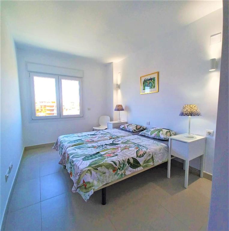 3 bedroom beach side - 4