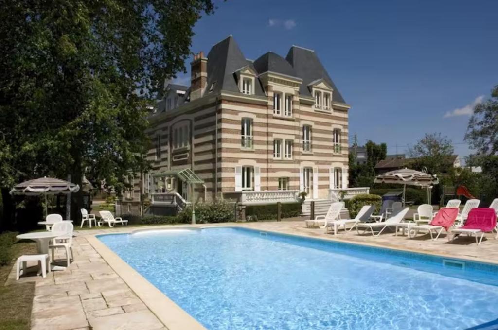 Appartement avec piscine, 100m plage et hypercentre - 2