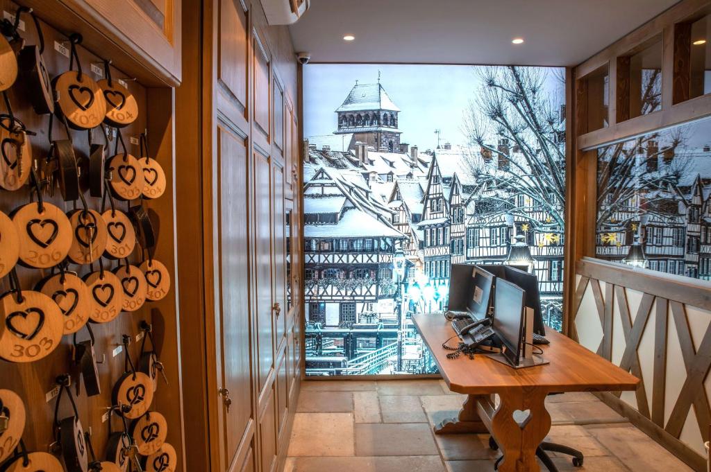 Hotel Beaucour photo
