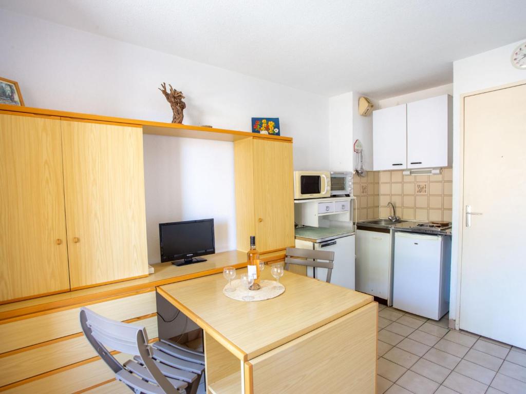 Studio Les Mimosas Bleus-2 by Interhome - 3