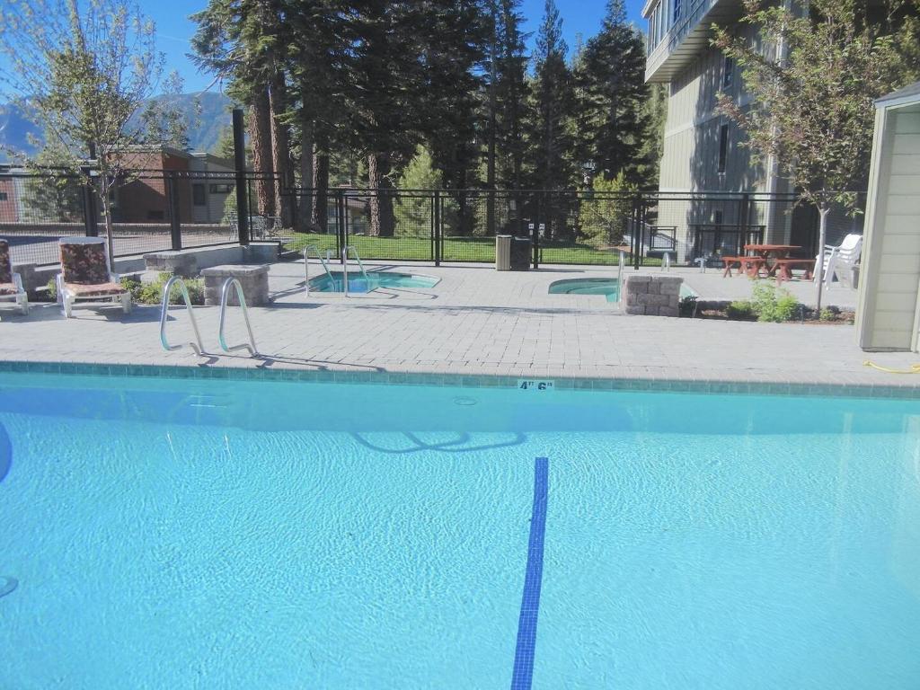 Two Bedroom Units at 1849 Condos with 3 Hot Tubs & Slopeside photo