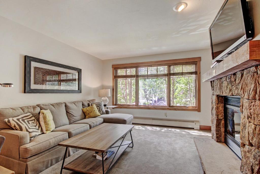 Mountain Thunder M1104, Breckenridge