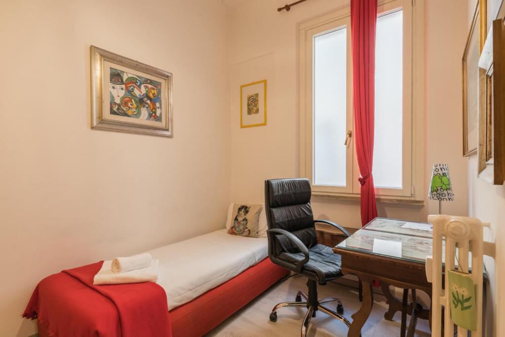 Charming Mazzini Apartment - 3