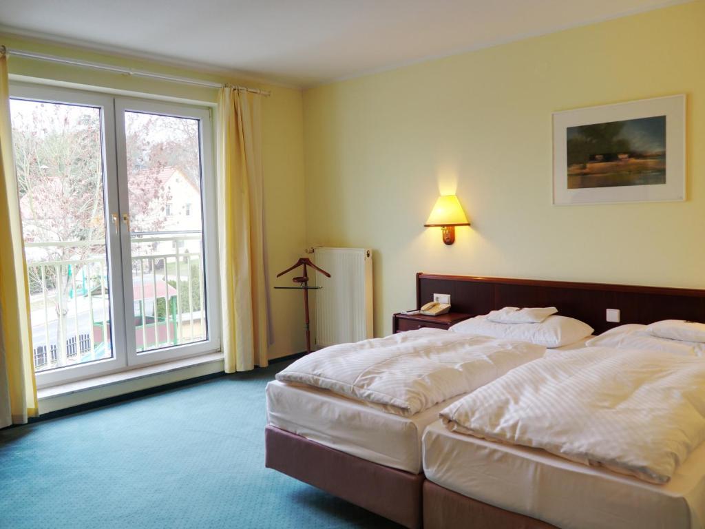 Heidehotel Lubast photo