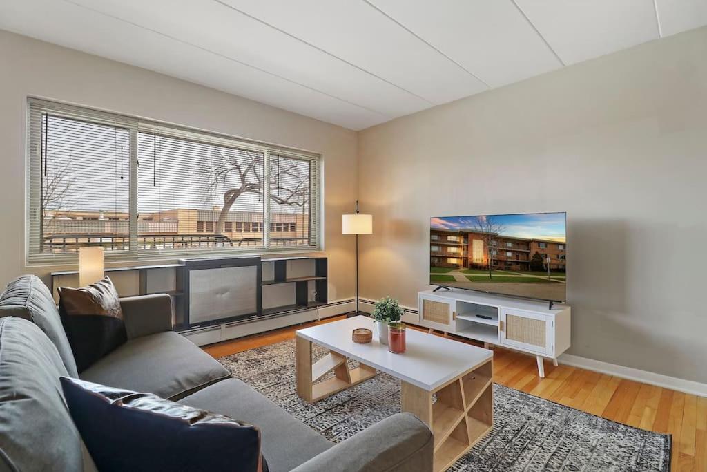Serene 1BR Apartment in the Suburbs near Shops - Salem 3B