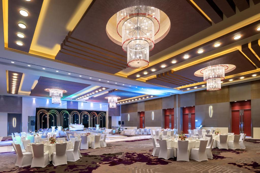 Banquet hall