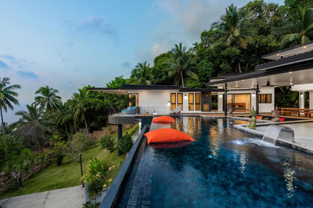 Infinity villa 600 M2 sea view photo