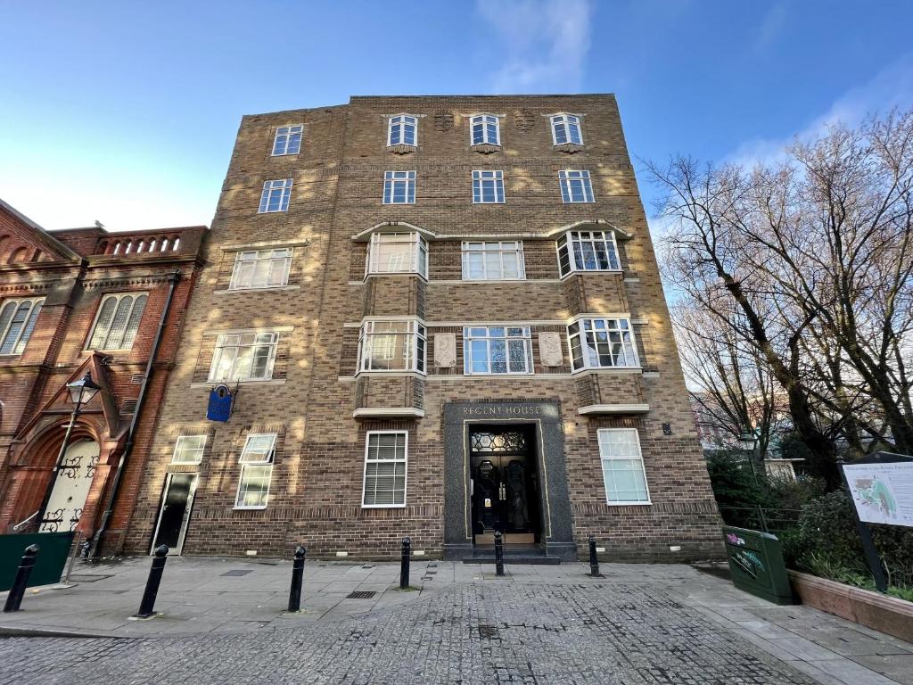 Spacious Apartment - Double and Sofa Bed - Wonderful Pavilion Views, Brighton & Hove