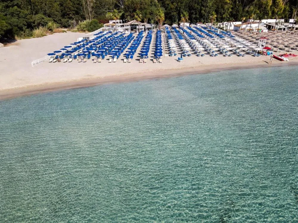 Hotel Bulla Regia, hotel v destinaci Fontane Bianche
