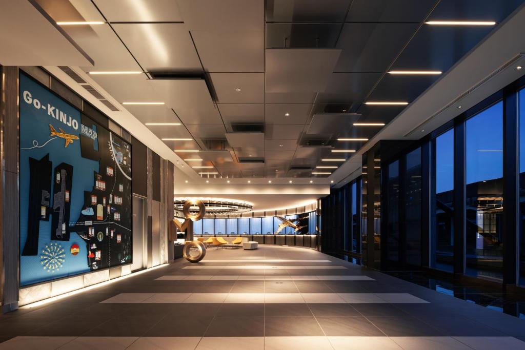 Shared lounge/TV area