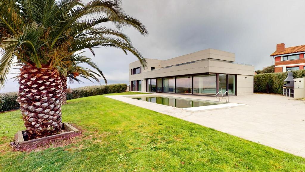 SEE AND SEA, Barrika