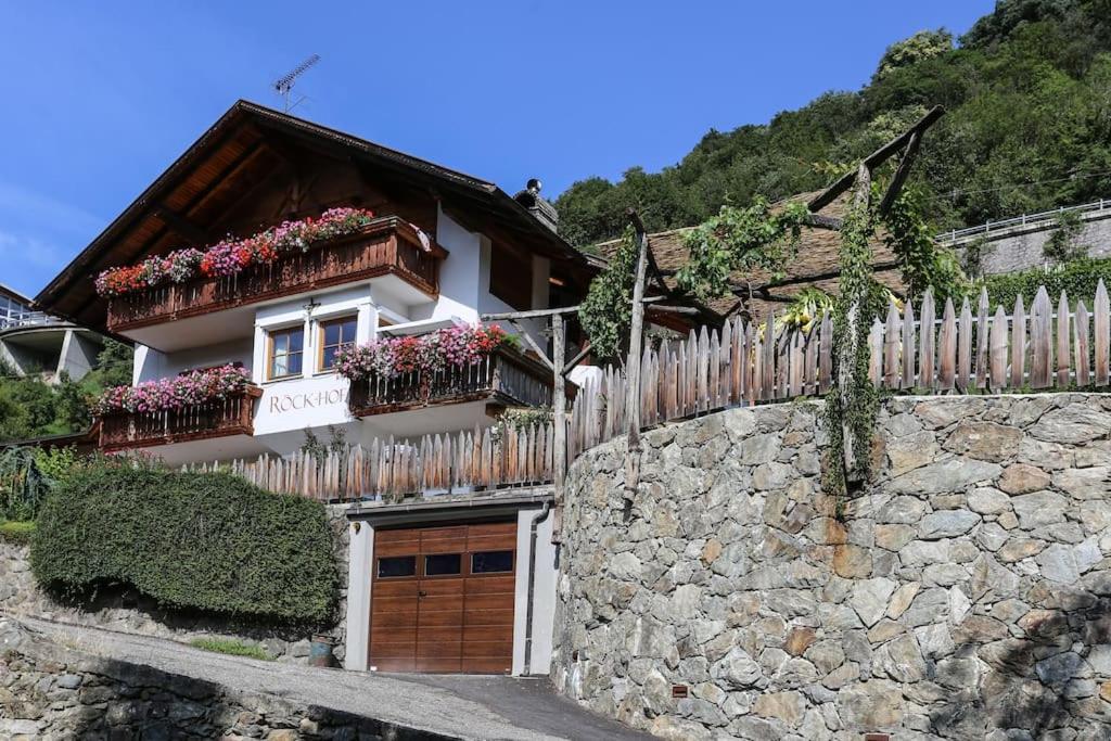 RÖCK Weingut - winery, Villandro