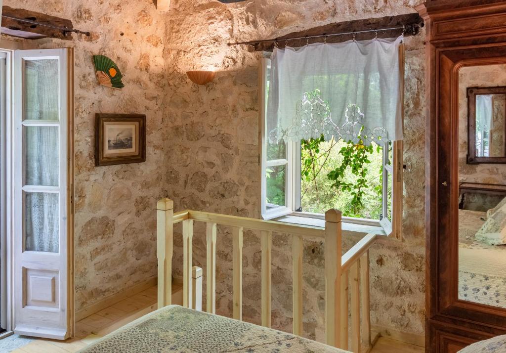 Pavezzo Country Retreat photo