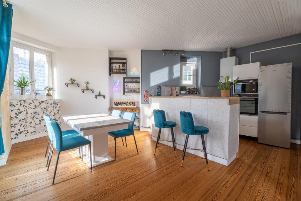 Large bright duplex in Bordeaux - 4