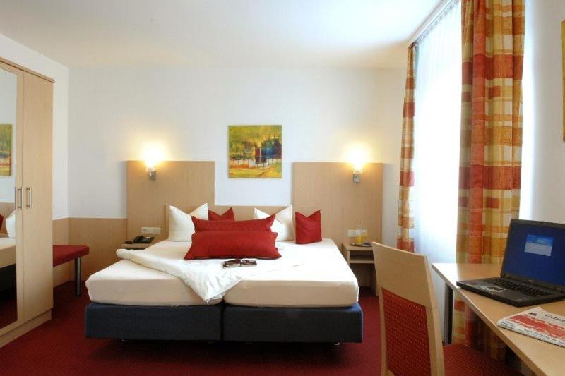 Hotel Bettina garni photo
