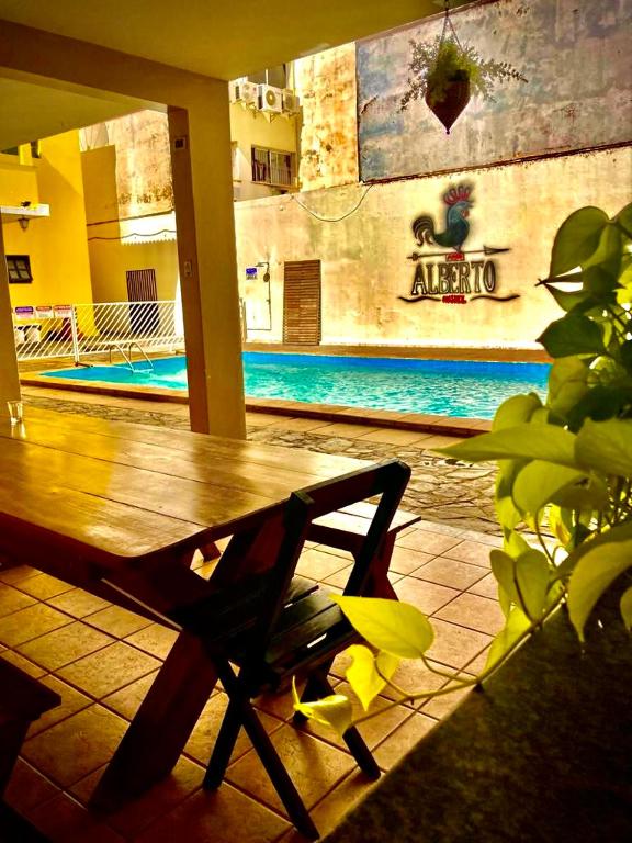 Dom Alberto Hostel photo