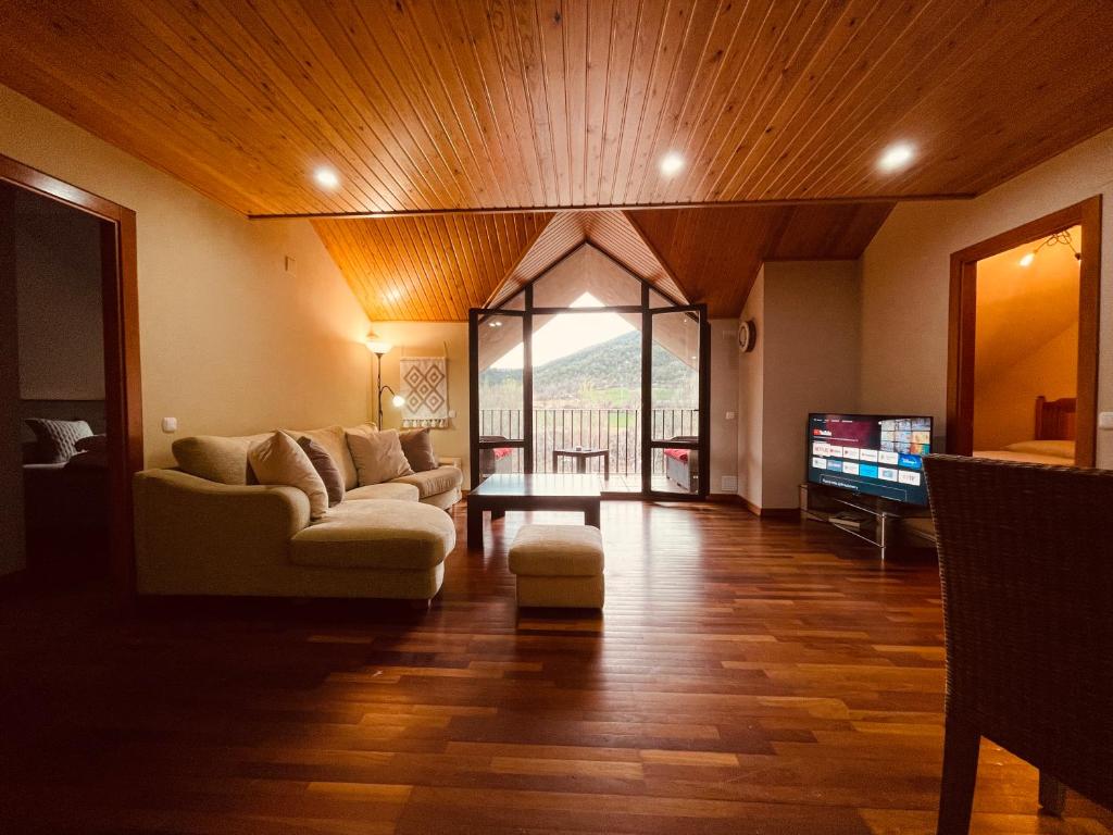 APARTAMENTOS RioMonte 5 - DeLuxe con Jacuzzi - 2