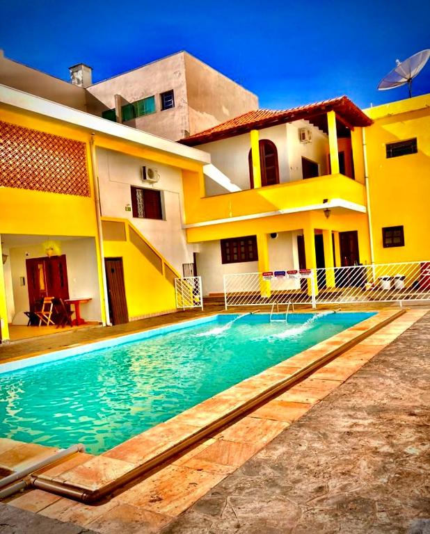 Dom Alberto Hostel — Hotel in Corumba
