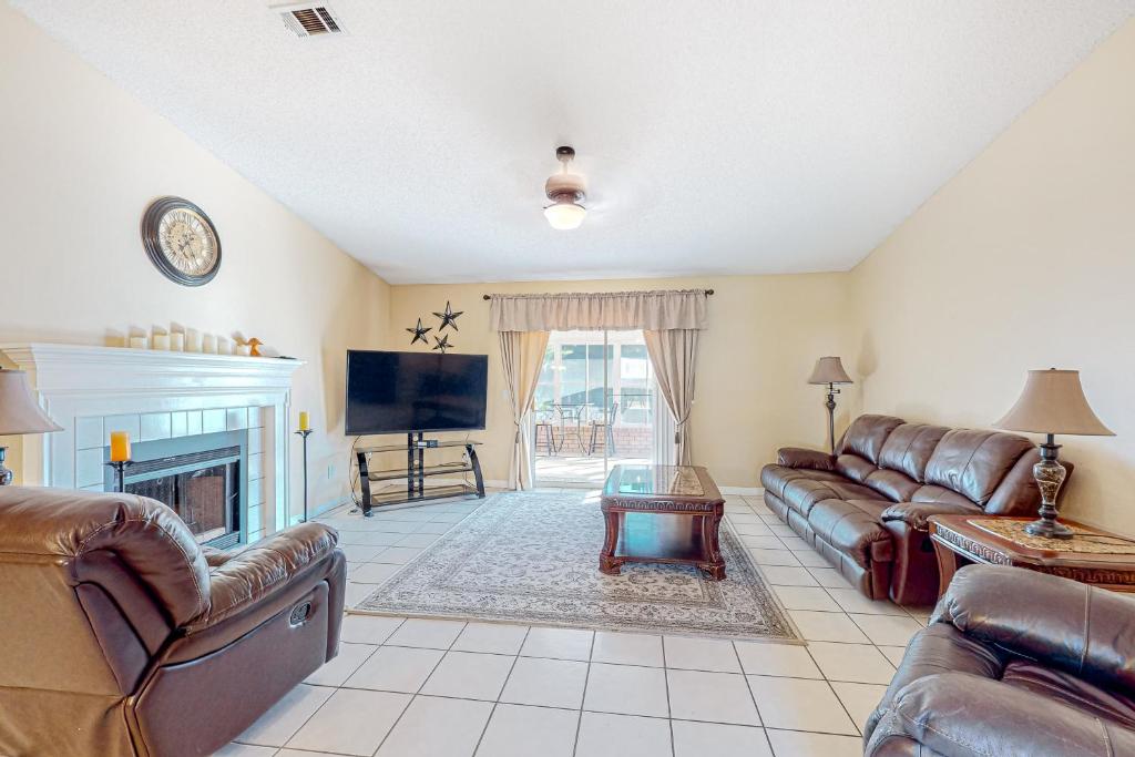 The Pelican, Perdido Key