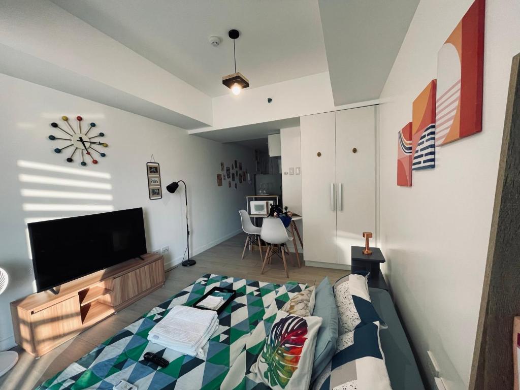 Dooboos Place Studio type unit AZURE NORTH PAMPANGA photo