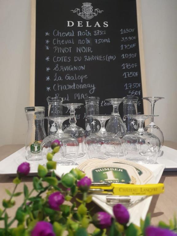 อาหารและเครื่องดื่ม