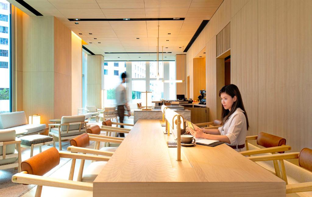 Bar/lounge