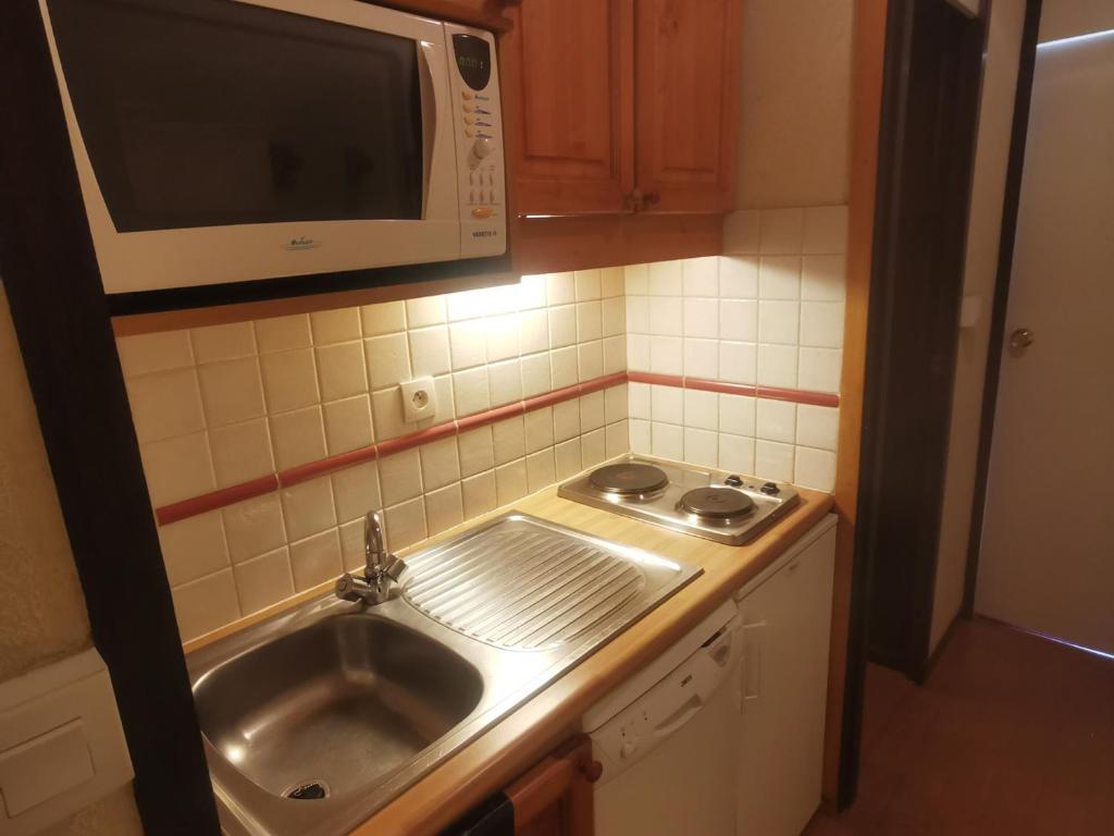 Studio confortable à Plagne Centre, accès direct aux pistes, balcon ensoleillé - 3