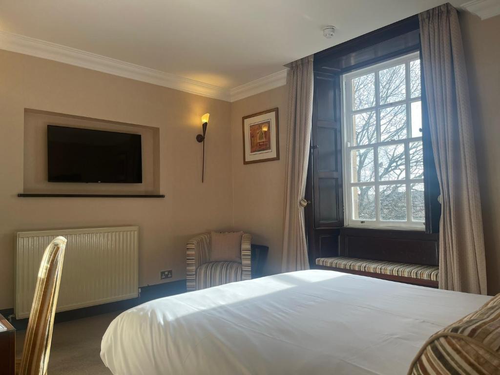 The Mansefield Hotel photo