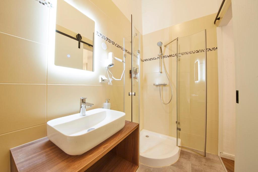 Nove Boutique Apartments photo