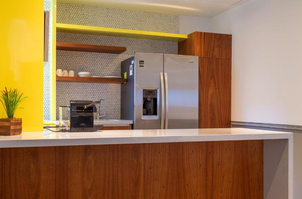 Singular Joy Vacation Rentals - 3