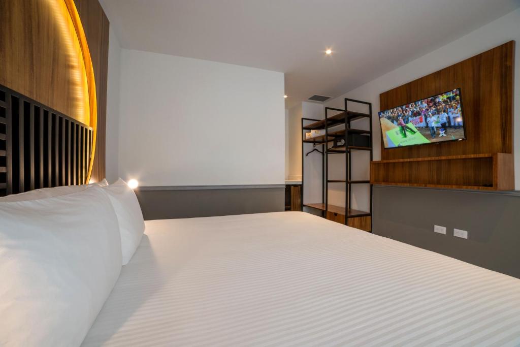 Singular Joy Vacation Rentals photo