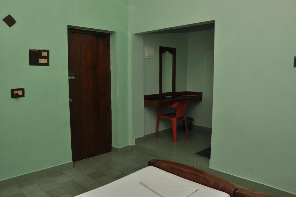 VALLI HOTEL photo