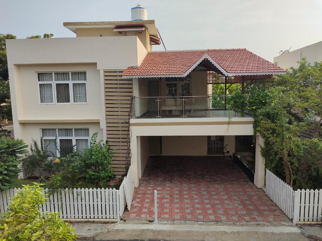 Tulip Serviced Villa photo