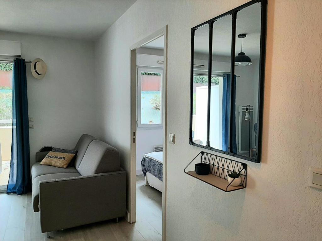 Appartement cosy avec balcon, proche centre et plages, parking inclus - FR-1-239-896 - 2