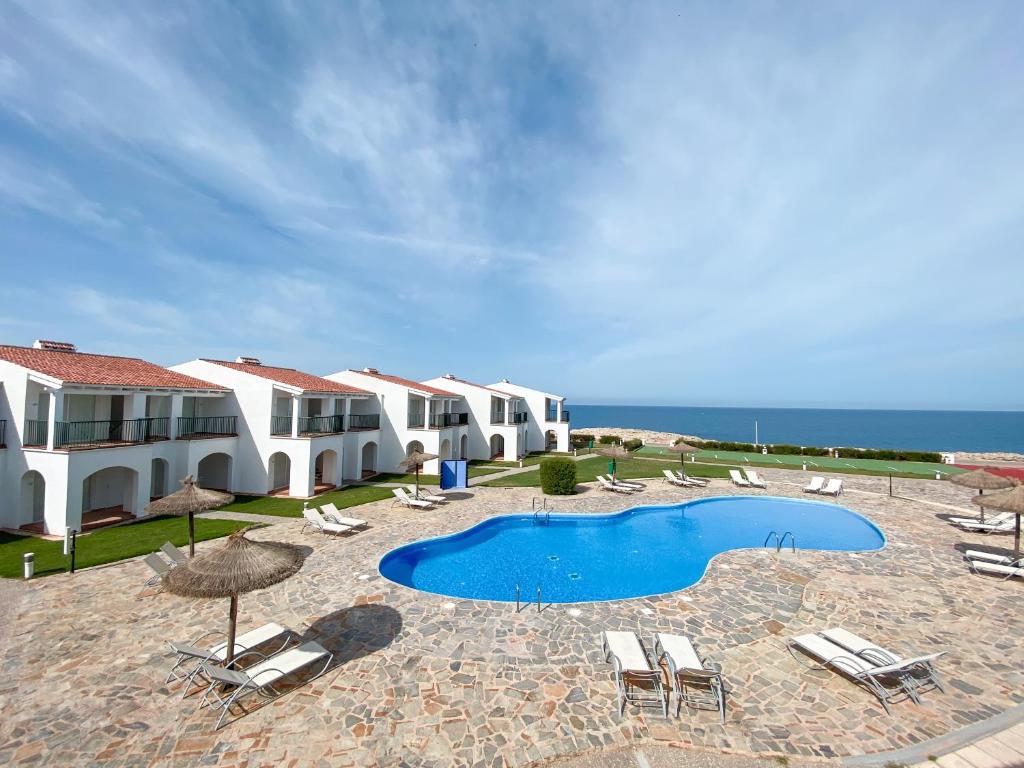 RVHotels Sea Club Menorca — Main photo in Cala'n Blanes, Balearic Islands