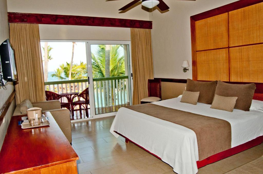 VIK hotel Arena Blanca — Hotel rooms in Bavaro, La Altagracia