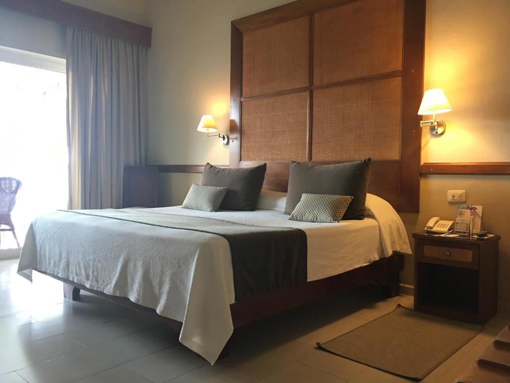 VIK hotel Arena Blanca — Hotel rooms in Bavaro, La Altagracia