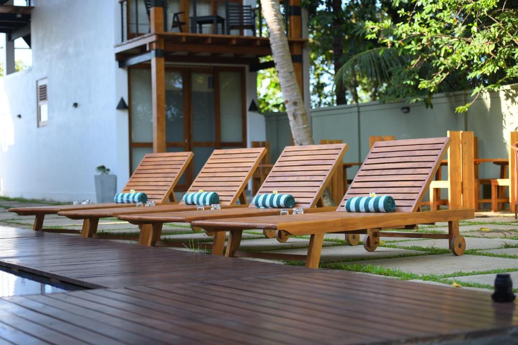 エレファント トレイル ホテル ウダワラウェ (Elephant Trail Hotel - Udawalawe) スイミングプール