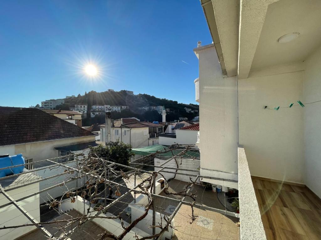 Apartmani centar ulcinj - 4
