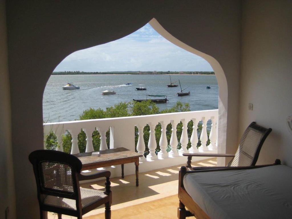 Stopover Guest House and Restaurant photo