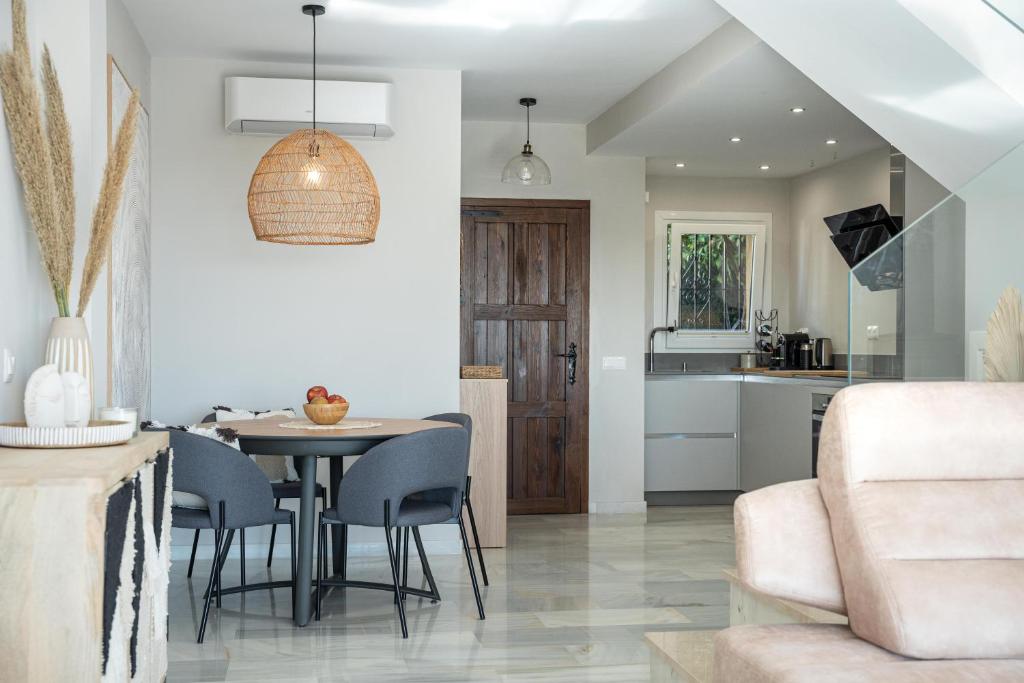Magnificent Holiday Home in Calahonda - 4