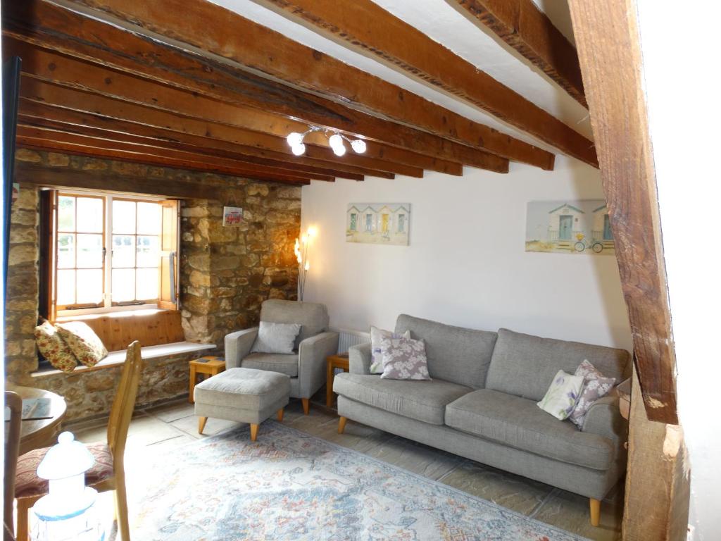 Staddlestones Cottage photo 2