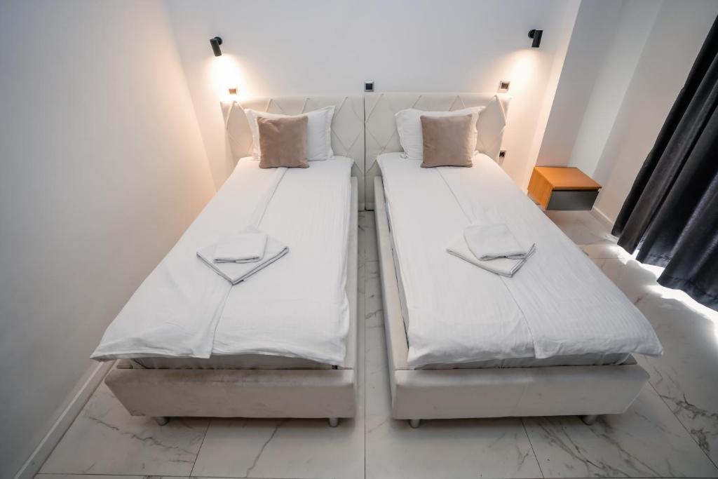 Hotel Lihnidos Delago photo