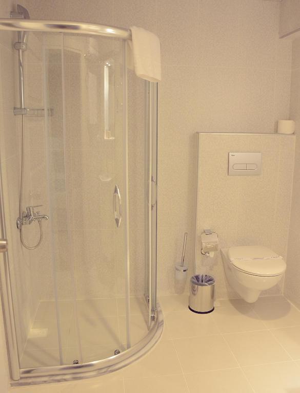 Parion House Hotel photo