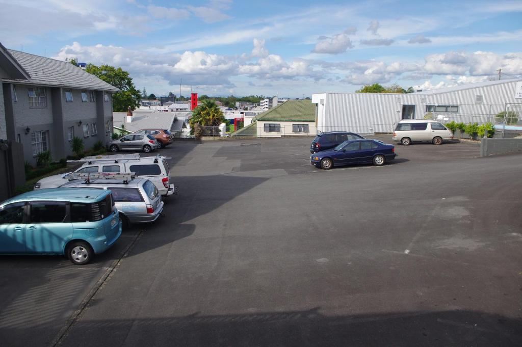 ทางเข้า