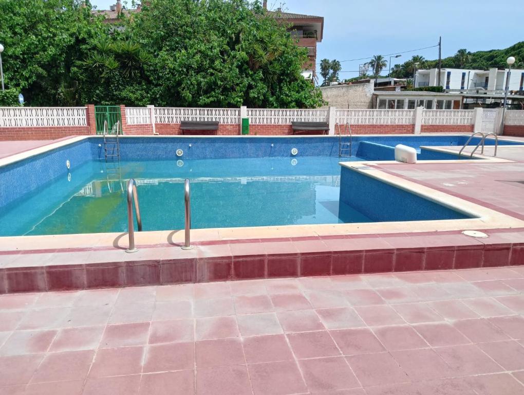 Apartamento piscina y playa - 3