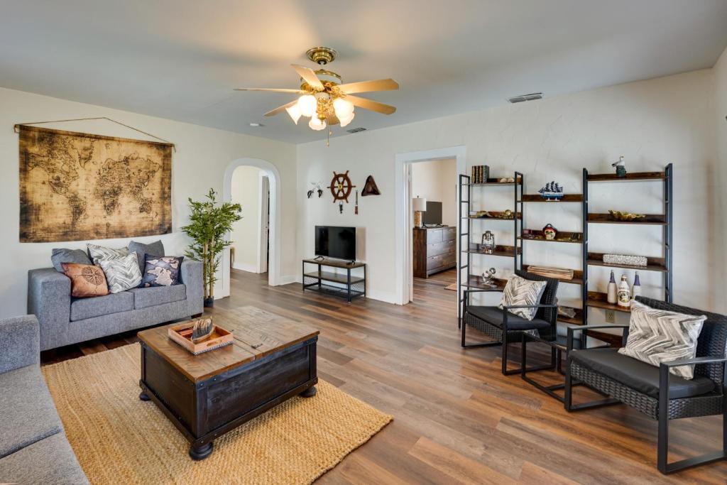 Stylish Aransas Pass Vacation Home Rental!