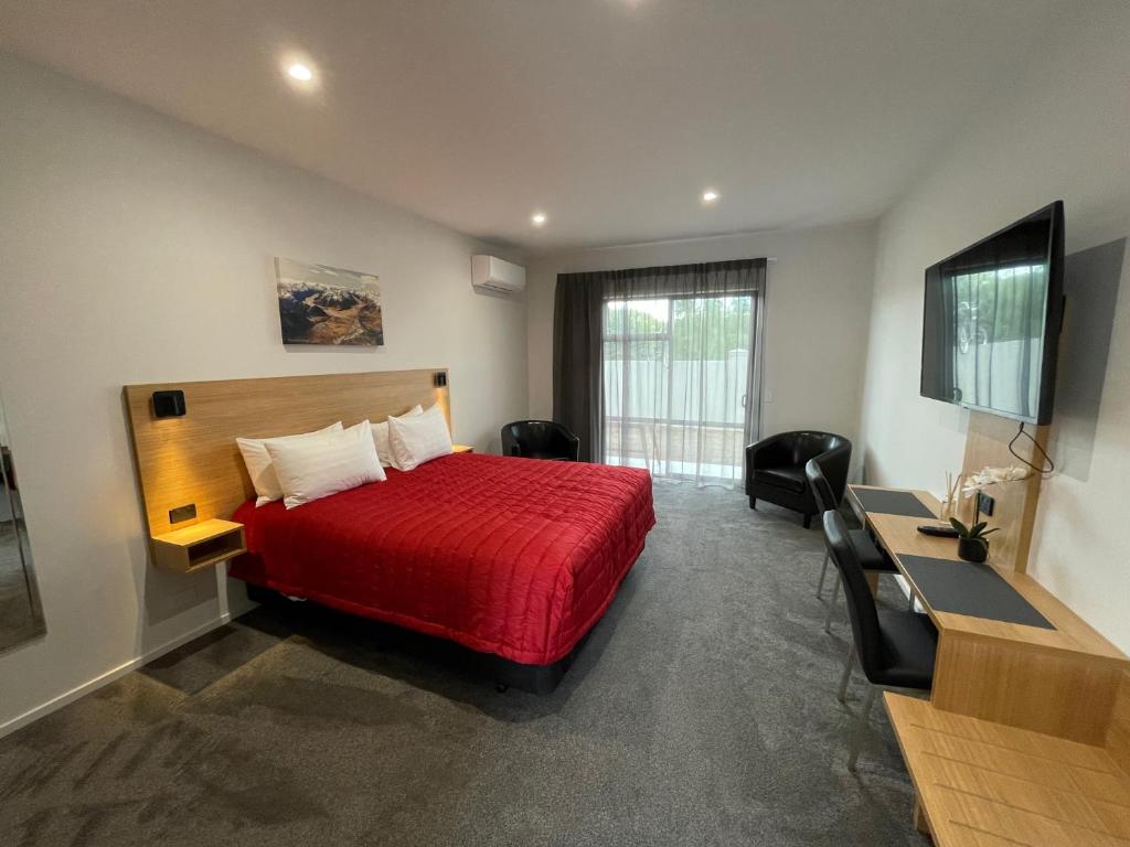 Sierra Motel & Apartments photo