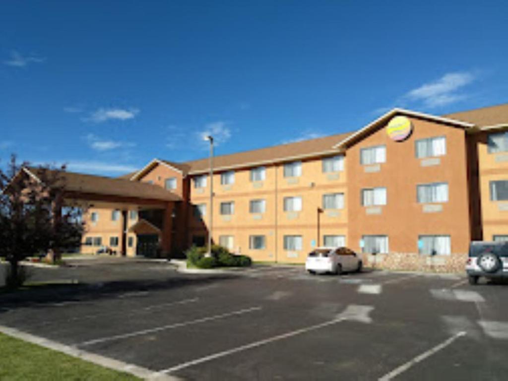 Comfort Inn & Suites Gunnison-Crested Butte photo
